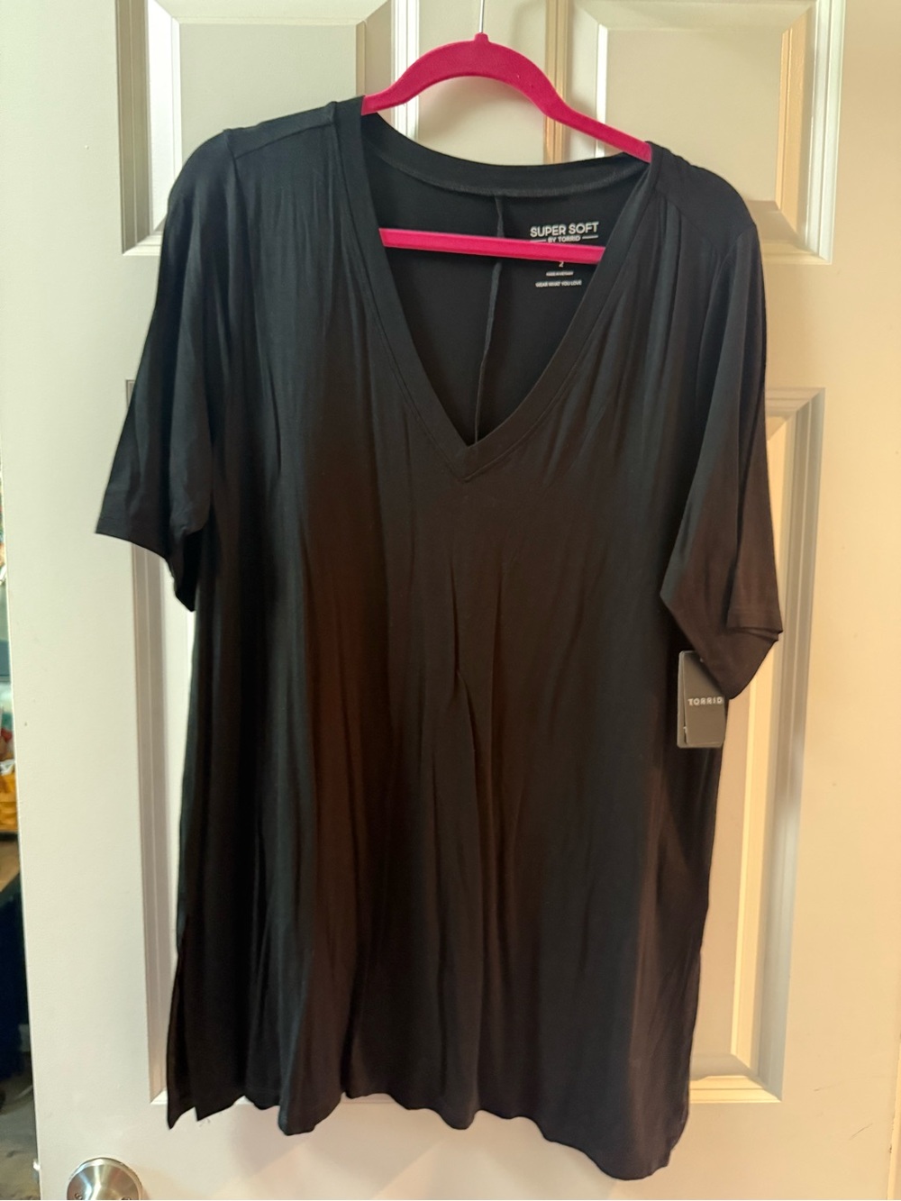torrid Black Super Soft V-Neck Short Sleeve Tee
